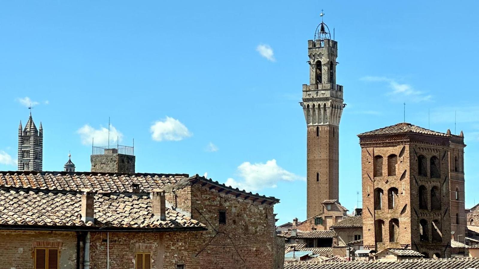 Torre Del Fuggisole Siena Exterior foto